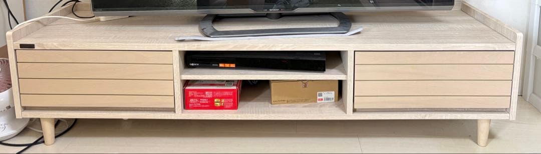 ナチュラル木製テレビ台 シンプルデザイン　直接の引き渡しのみ