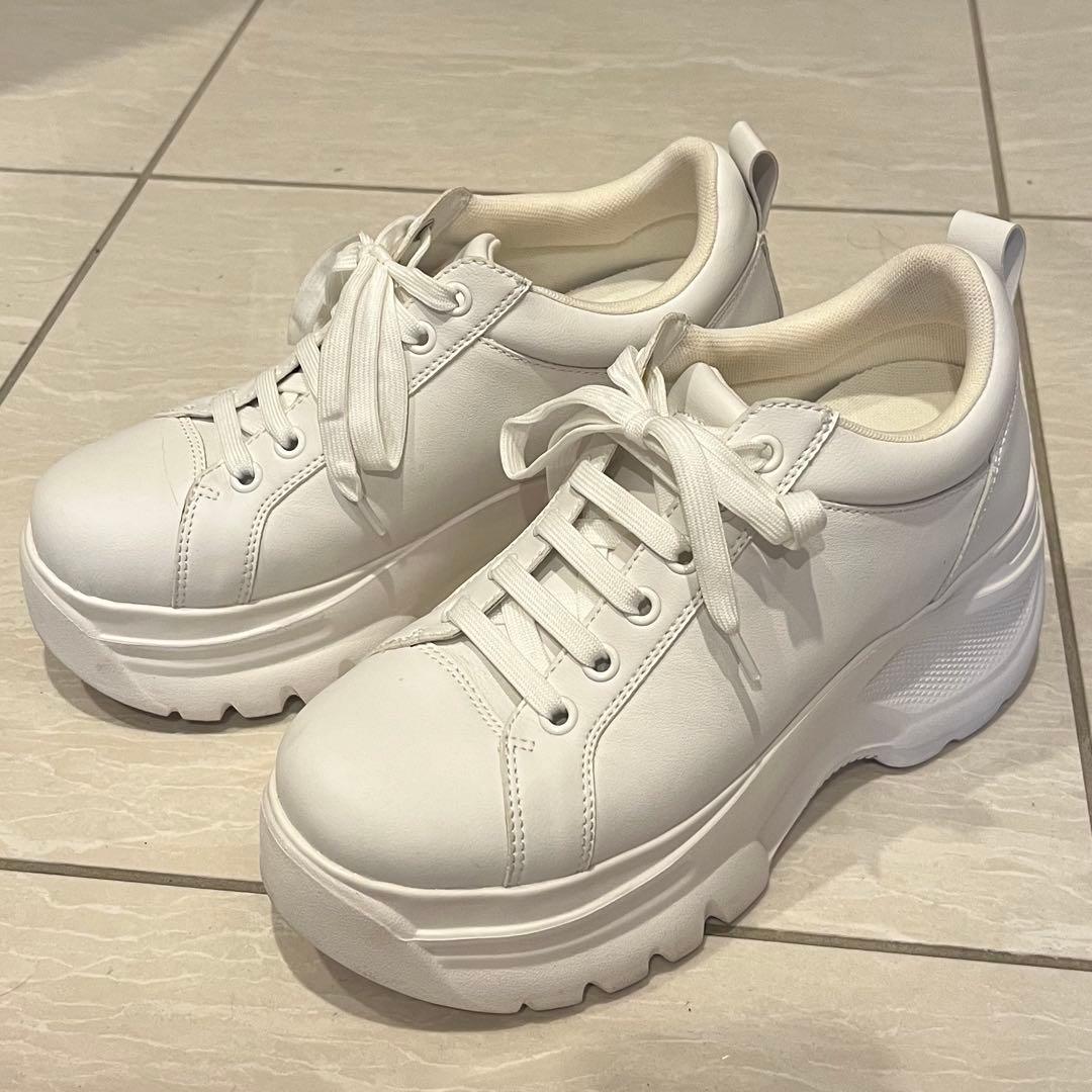 【値下げ‼︎早い者勝ち】鈴木亜美さんプロデュース厚底スニーカー　Mサイズ