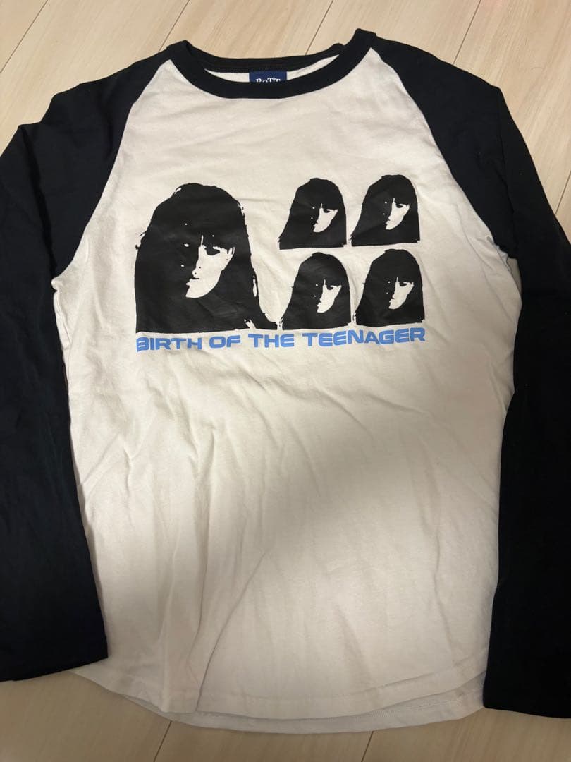 BoTT BIRTH OF THE TEENAGER」ラグラン長袖Tシャツ