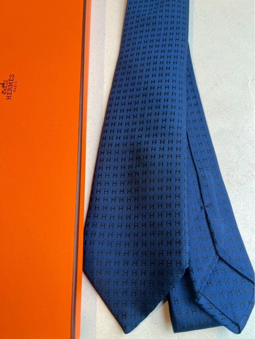 【新品未使用】HERMES ネクタイ ネイビー シルク100%