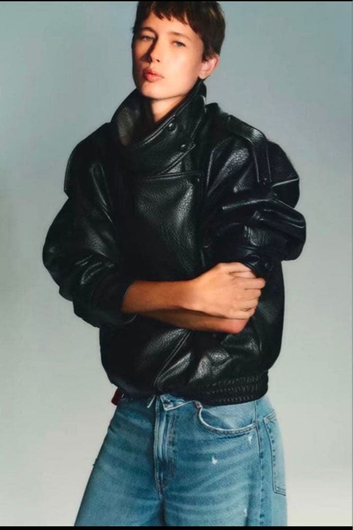 新品未使用 ZARAザラ フェイクレザージャケット黒 サイズS