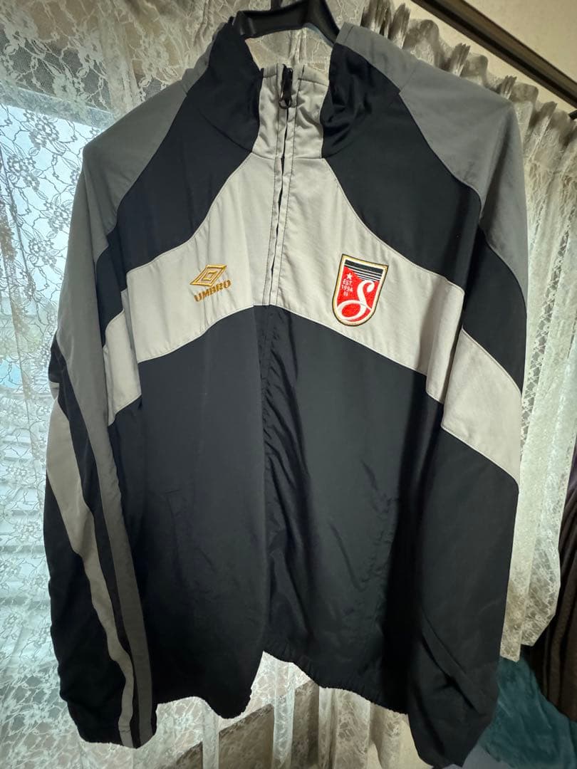 Umbro & Supreme ウィンドブレーカー