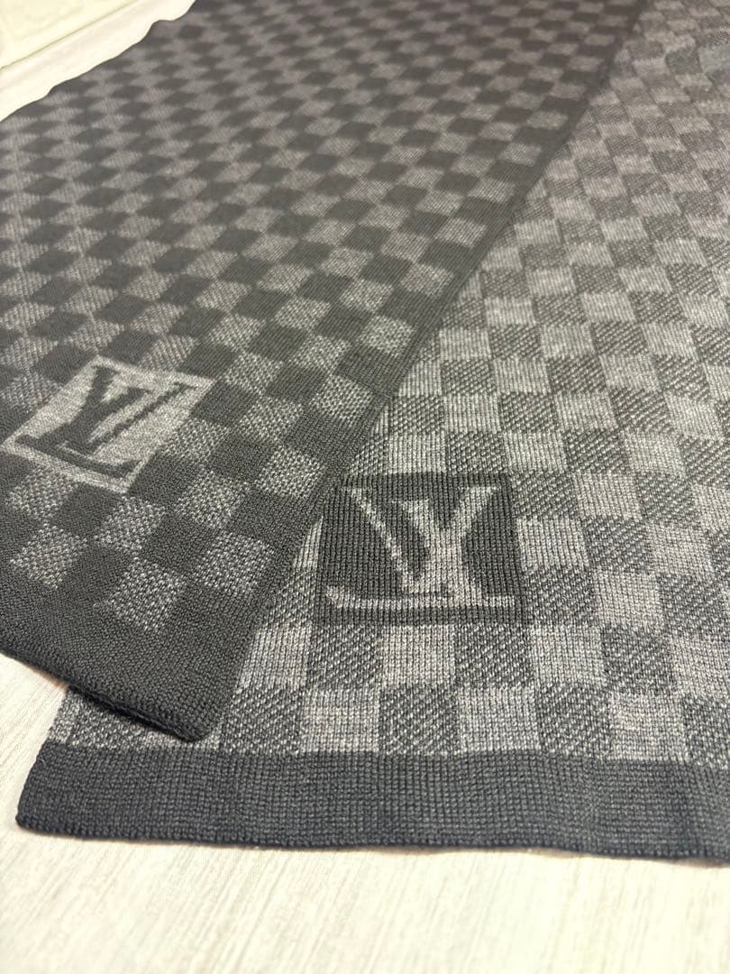 【極美品】LOUIS VUITTON ルイヴィトン マフラー ダミエ 黒