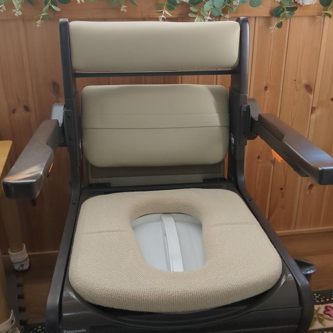 Panasonic 家具調トイレ座楽ひじ掛け跳ね上げPN-l23407