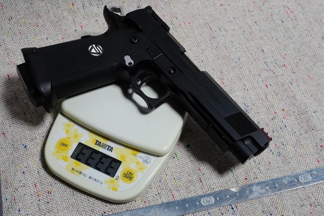 ウエスタンアームズ SVI タクティカルカスタム タラン・バトラー ガスガン