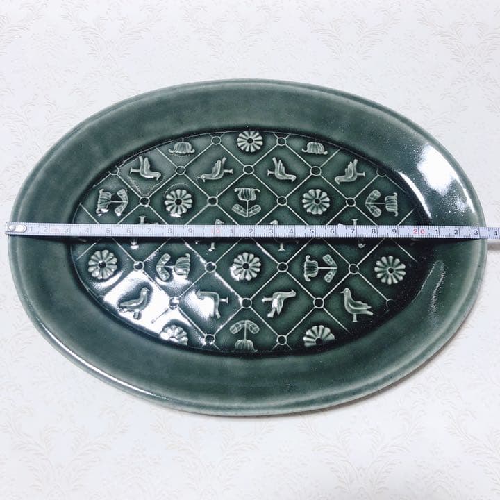 お洒落なベルベットグリーン 鳥と花の楕円皿　よしざわ窯⭐️