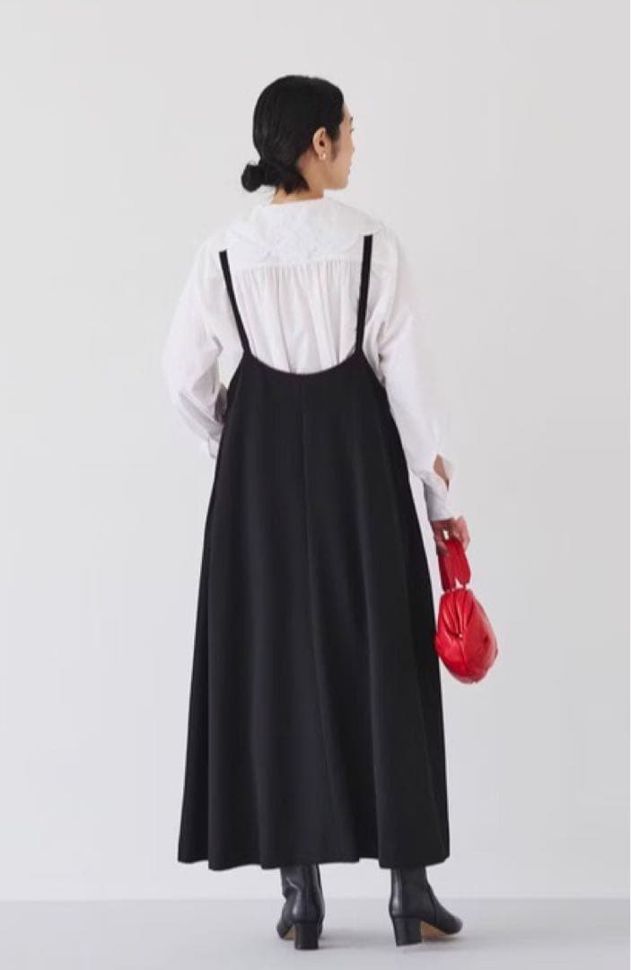 再値下げ！　新品　サロペットスカート　ブラック即日発送