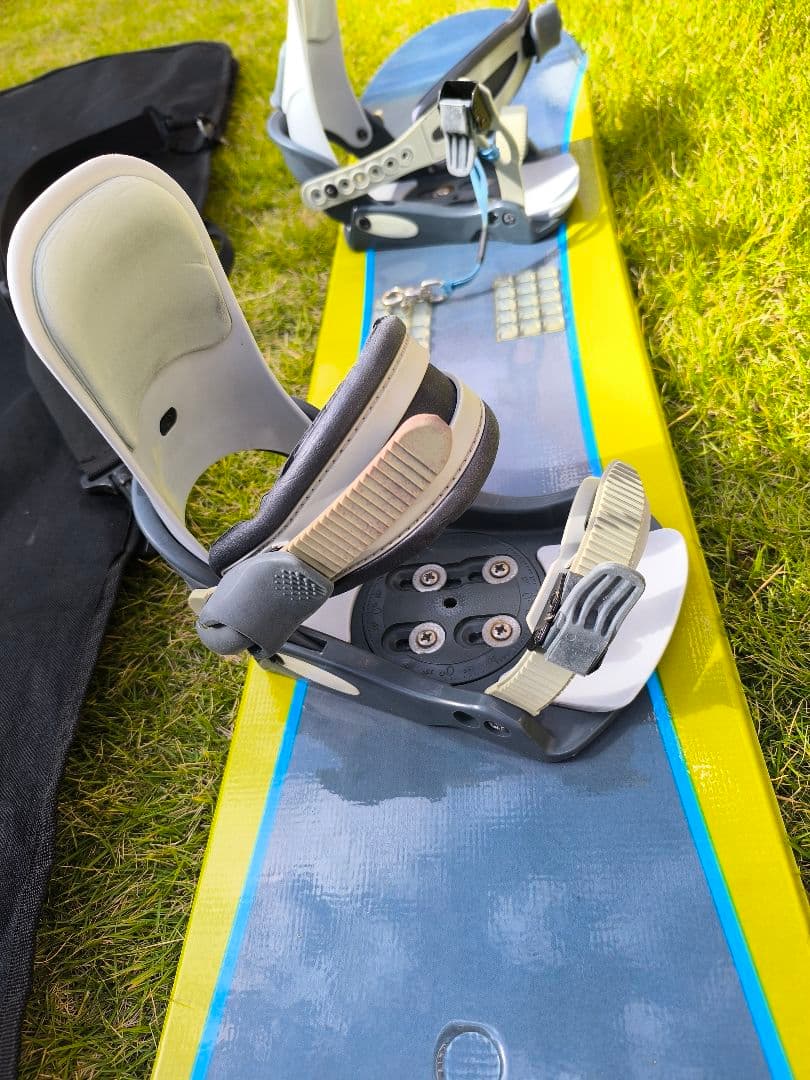 スノーボード バインディング