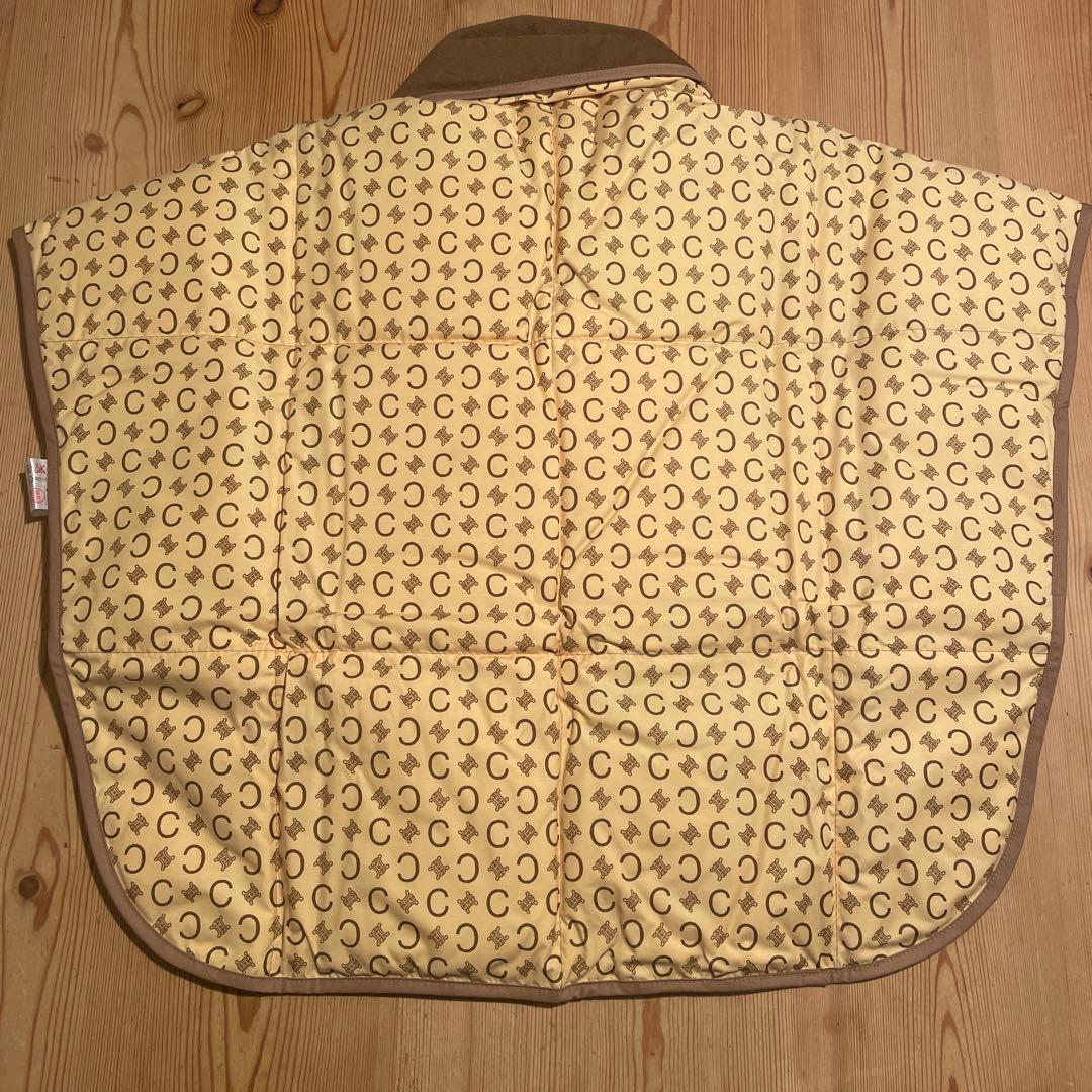 新品未使用　セリーヌ　肩当て　ダウンベスト