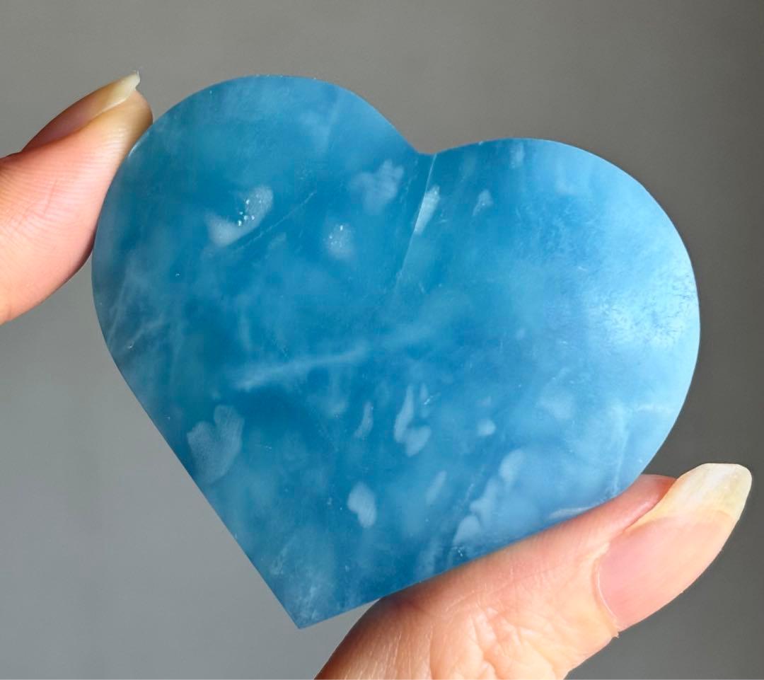 高品質　アクアマリン　ハート　握り石