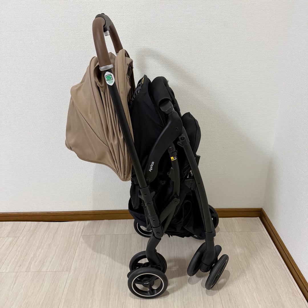 【極美品】Aprica ラクーナクッションフリーAE 2025年モデル