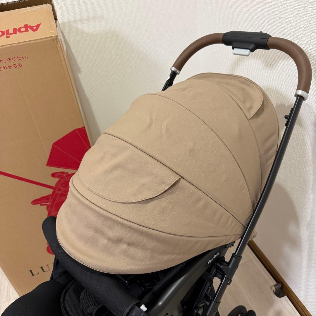 【極美品】Aprica ラクーナクッションフリーAE 2025年モデル