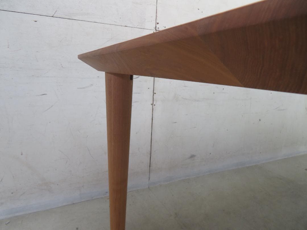 展示品■MUKU工房■旭川家具■無垢材■オーク■北欧デザイン■ダイニングテーブル