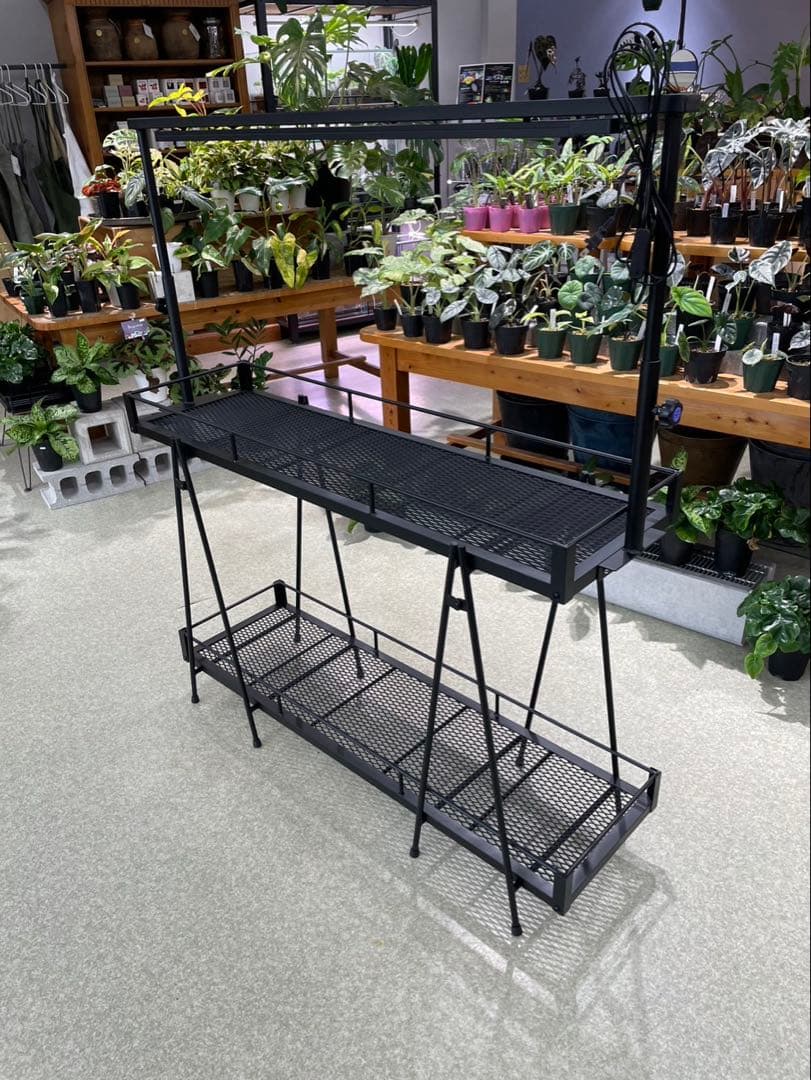 アイアンシェルフ　植物棚　受注生産　ダクトレール付　tig溶接製作