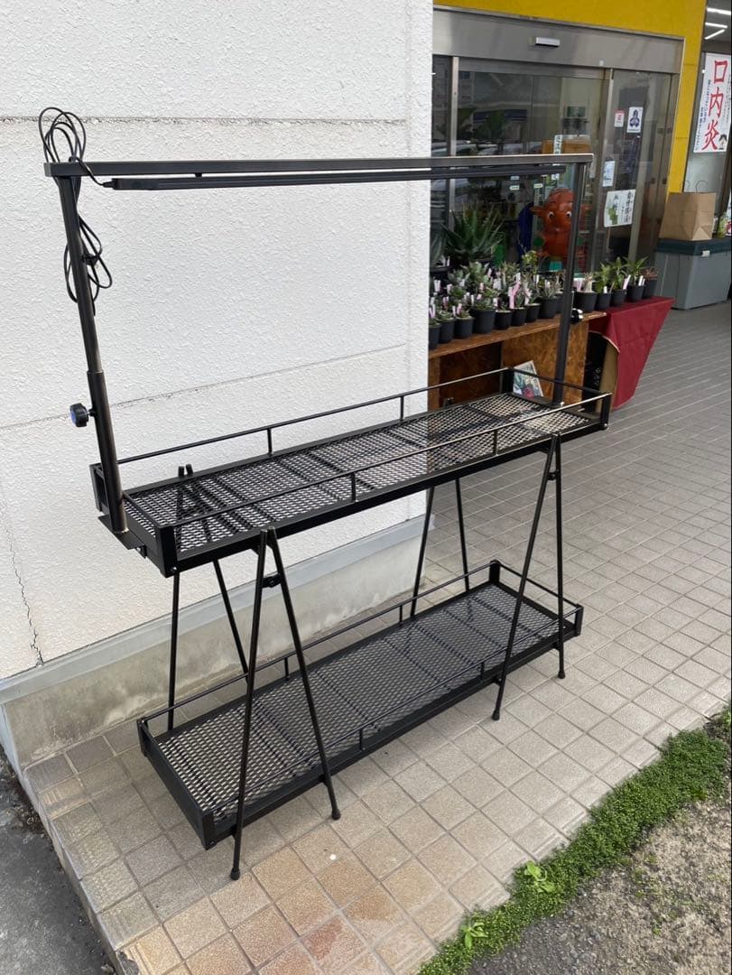 アイアンシェルフ　植物棚　受注生産　ダクトレール付　tig溶接製作