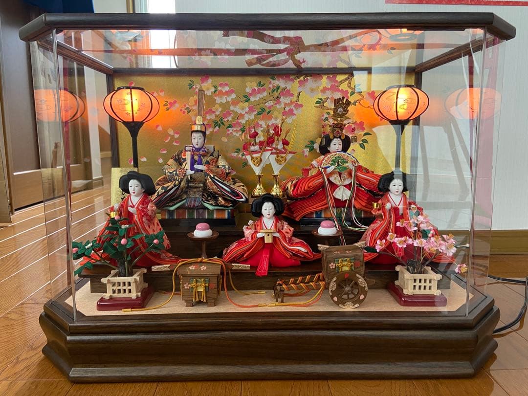 寿光 雛人形 お雛様 芥子五人三人官女 桐六角アクリルケース 雛祭り オルゴール