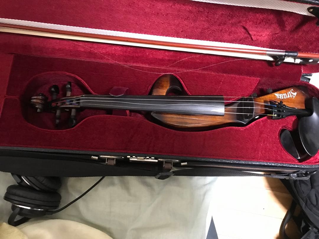 STRAUS　 エレキバイオリン