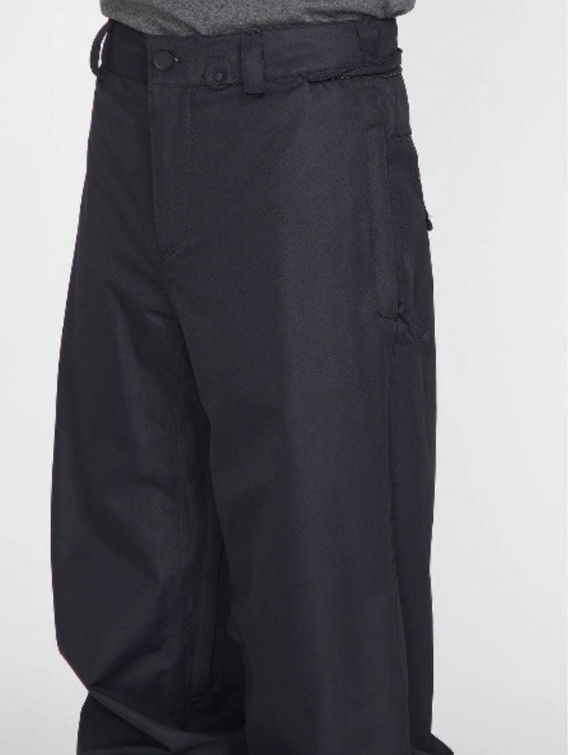 VOLCOM スノーボードウェア パンツ　白
