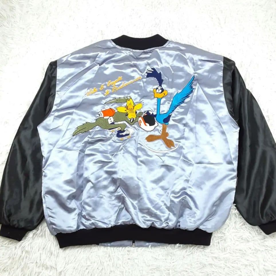 美品◎Road Runner ルーニーチューンズ スカジャン 刺繍 サテン 黒銀