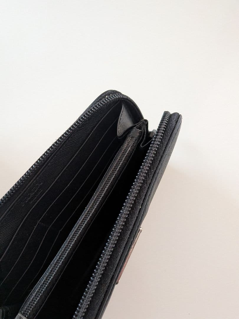 【美品】PRADA プラダ ラウンドファスナー サフィアーノレザー レザー