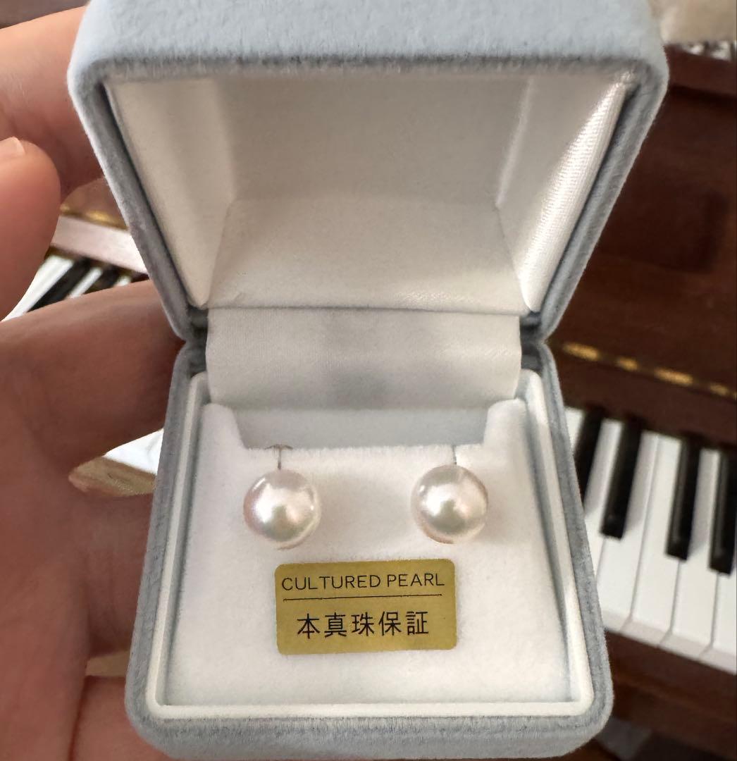 新品　鑑別付き　照り最強　高品質アコヤパールピアス