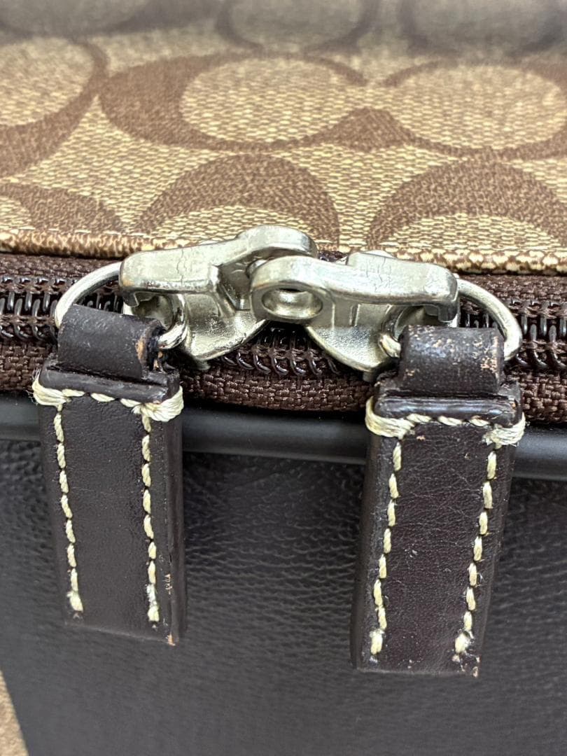 25W10-157 コーチ キャリーケース スーツケース PVC シグネーチャー