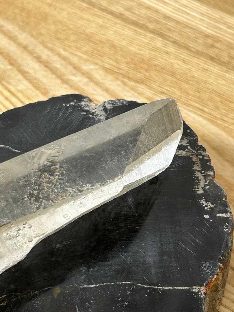 ディアマンティーナ産 スターブラリークォーツ 星屑を閉じ込めた高透明ポイント