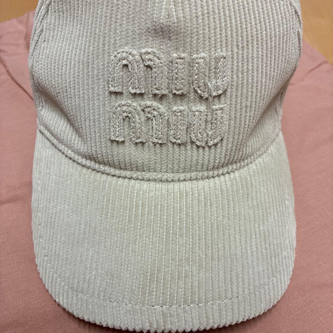 miu miu コーデュロイキャップ Mサイズ
