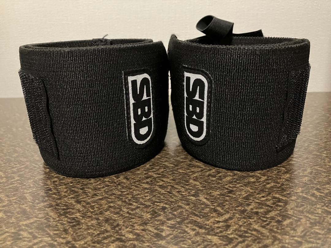 SBD リストラップ　モメンタム　スティッフMサイズ