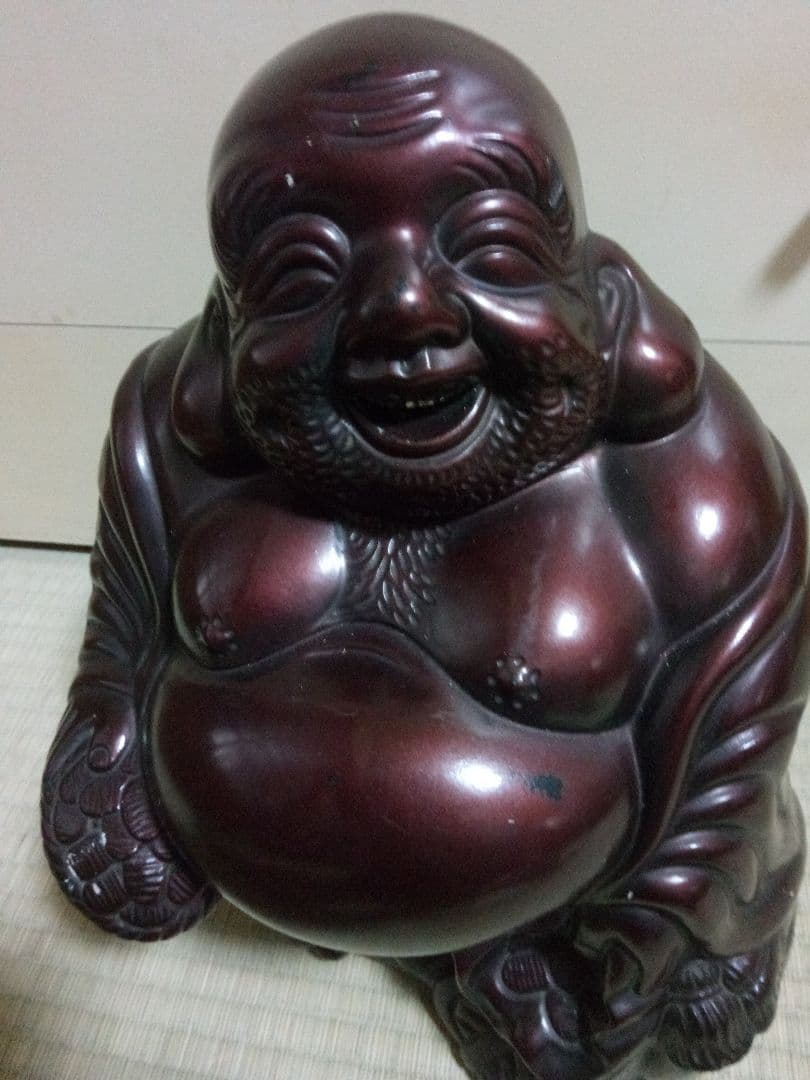 激安。金運アップ！縁起の良い布袋様の置き物