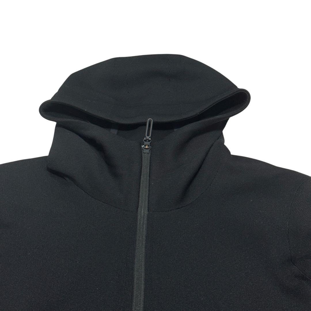 DESCENTE ALLTERRAINフュージョンニット　パーカー　ブラック　L