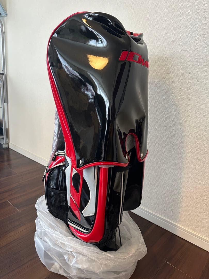 イオミック　キャディバッグ