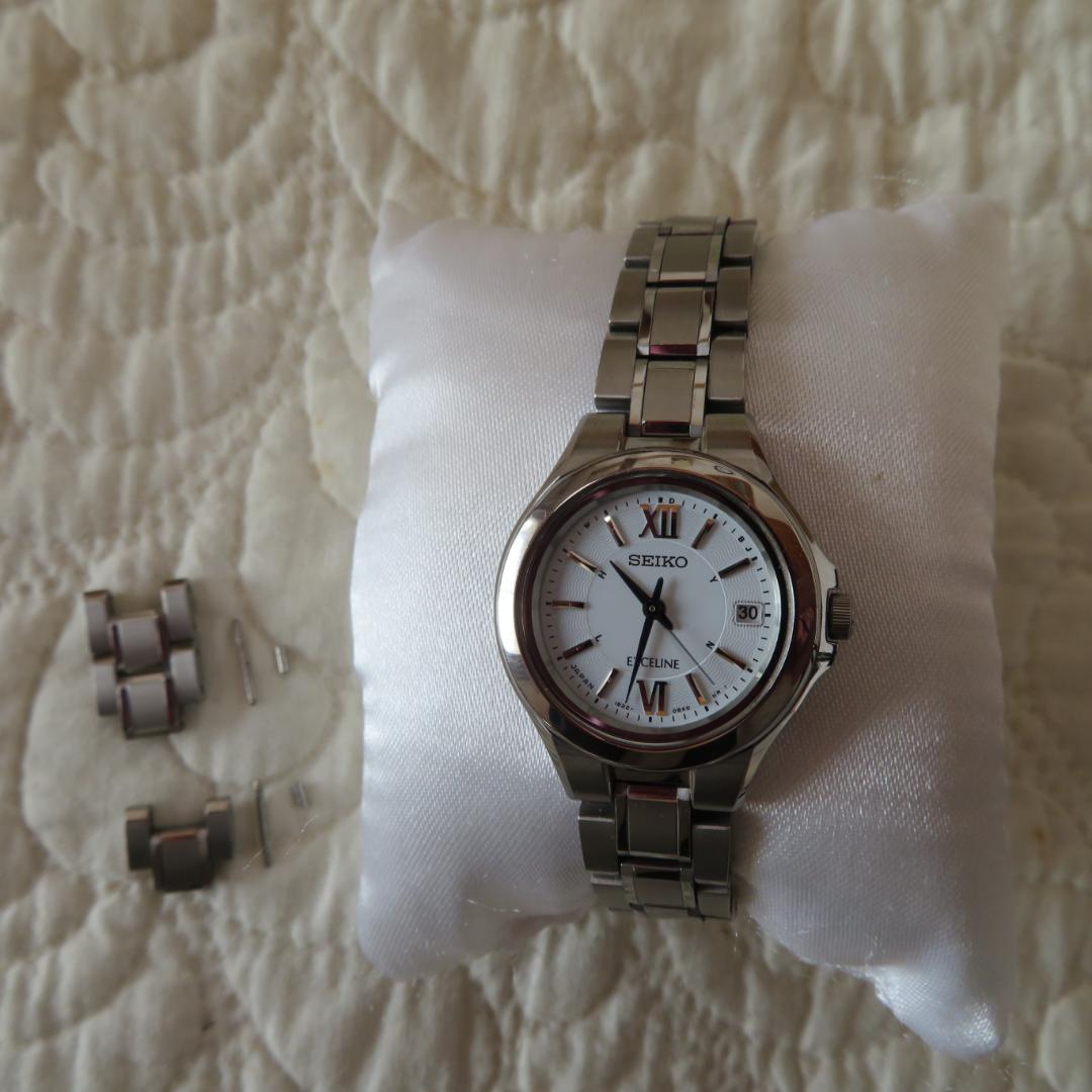 セイコー　エクセリーヌ　SWCW033　チタン　ソーラー電波時計