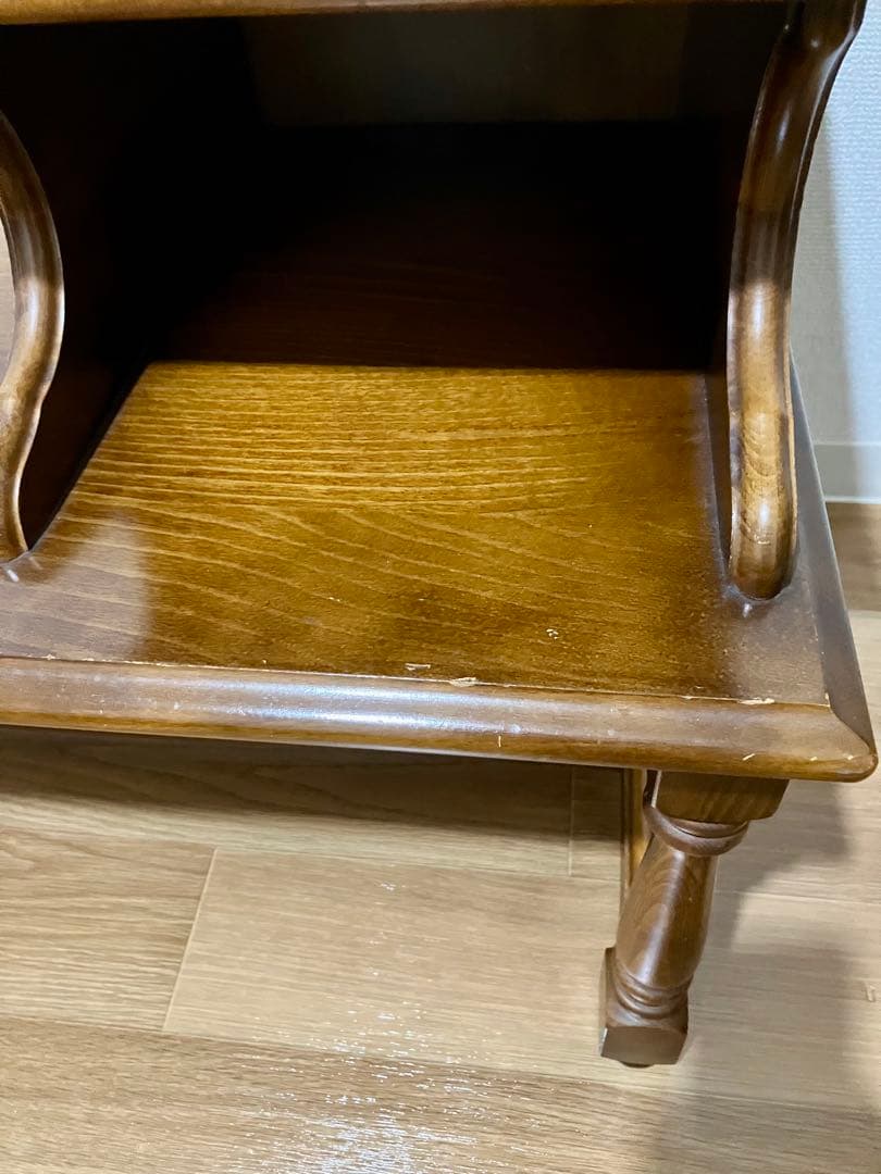 カリモク家具コロニアル テレフォンベンチ 電話台 サイドテーブル 花台 飾り棚