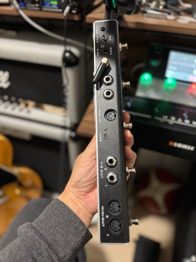 XSONIC ( エックスソニック )AIRSTEP MIDIコントローラー