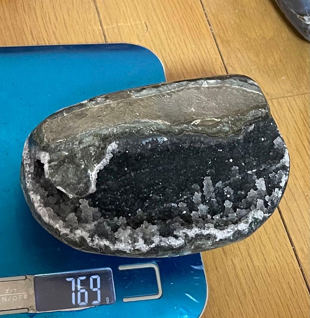 ブラックギャラクシーアメジスト マネーボックス ジオード 浄化 山型 森模様