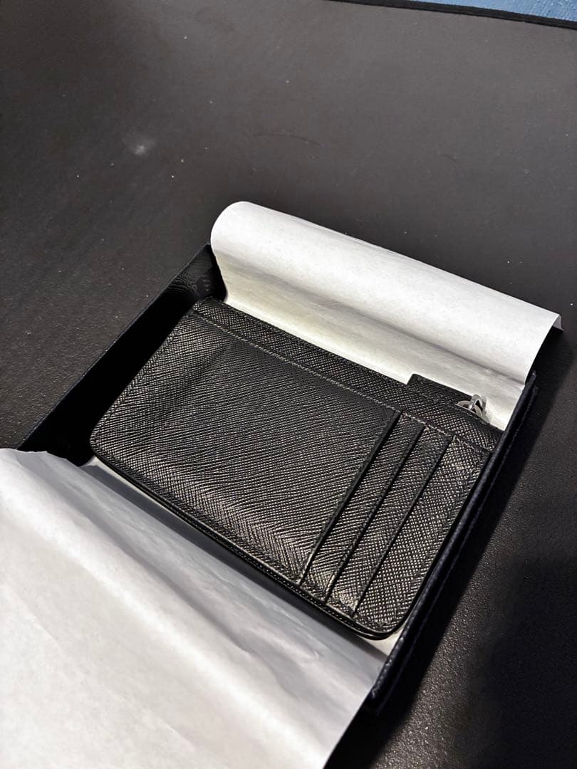B*B様 【PRADA サフィアーノ　ウォレット2MC084】