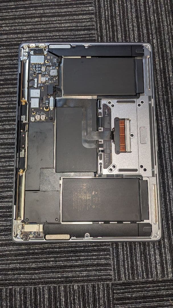 MacBook本体 macbook air A2337