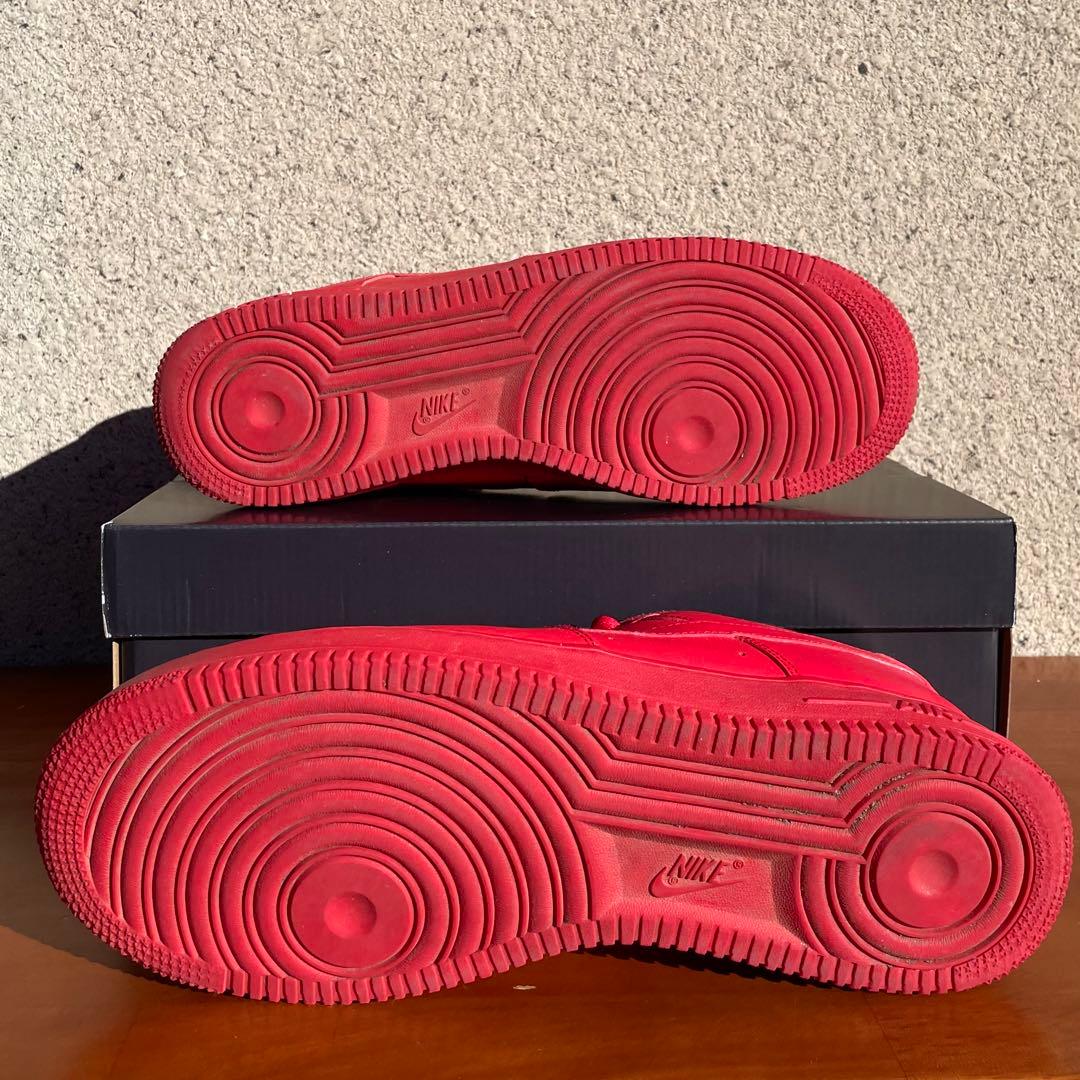 【極希少】Nike Air Force 1 Low \"Triple Red\"