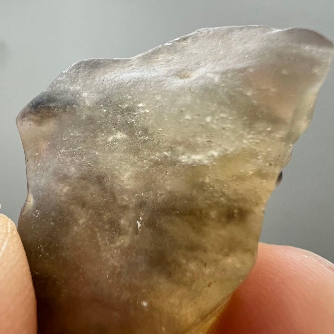 （Libyan31）12.7g稀少ブラックリビアングラス リビア砂漠原石