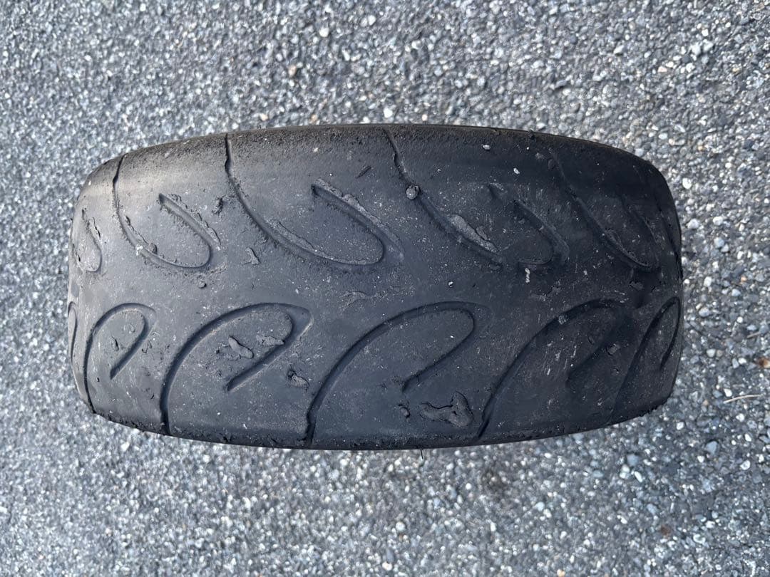 YOKOHAMA ADVAN A050 Mコンパウンド 215/45 R17