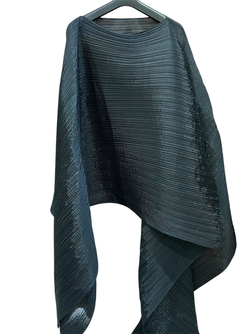 PLEATS PLEATS ビヨンセ着 MADAME-T プリーツプリーツ