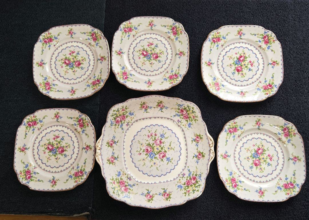 ロイヤルアルバートプチポワンシリーズ 23センチ×1 枚 ・17.5センチ×5枚