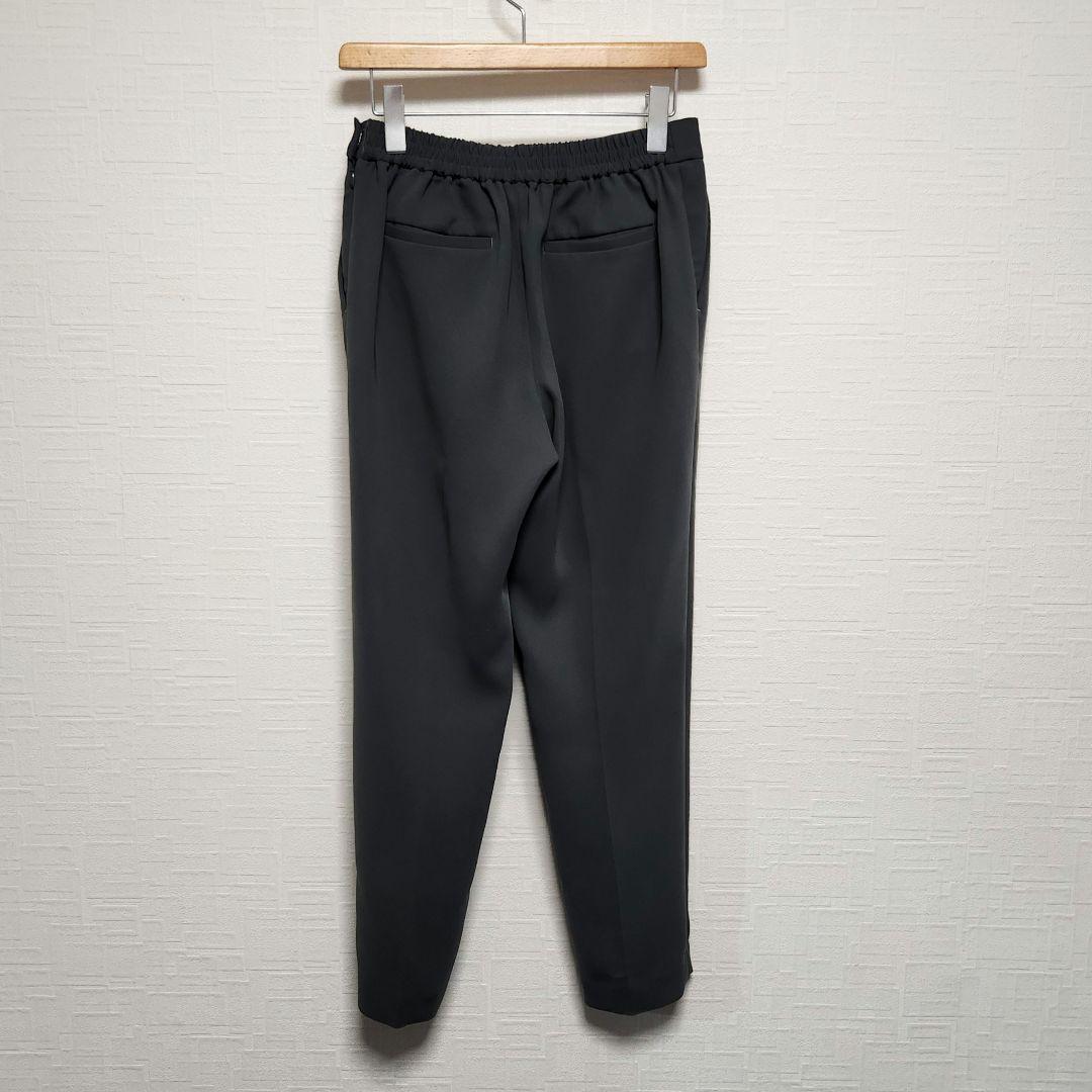 グリーンレーベルリラクシング　スーツ　セットアップ　3点セット　グリーン色