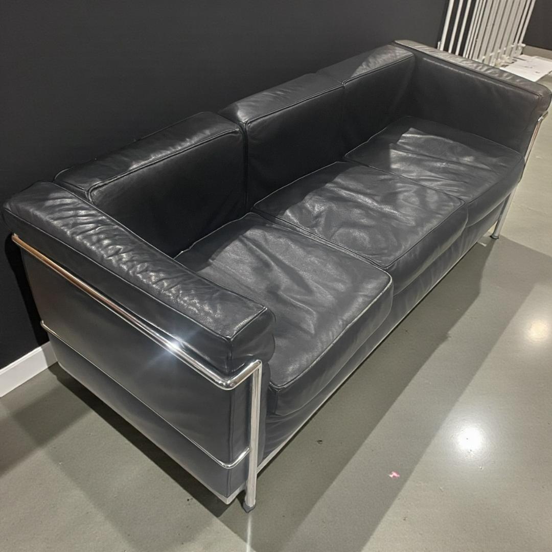 ○ル・コルビジェ Le Corbusier LC2 リプロダクト ソファ 3人用