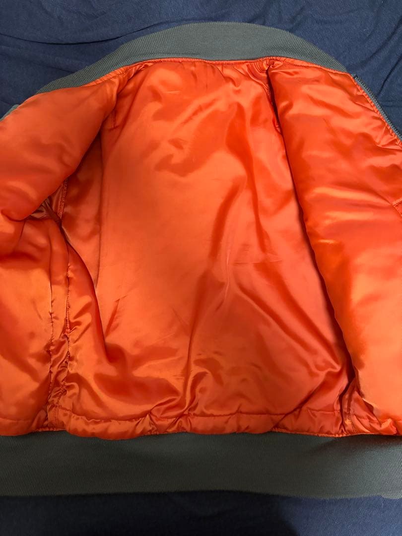 カウカウ　　AVIREX MA-1 フライトジャケット オリーブグリーン