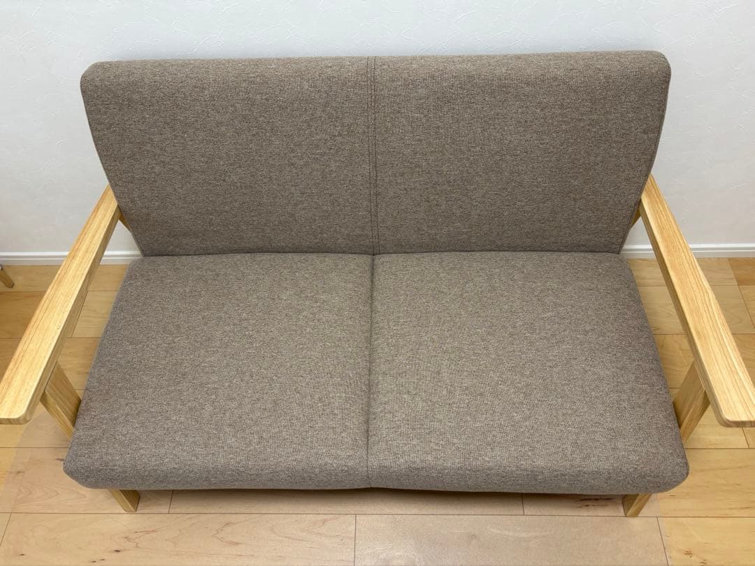 北欧風 2人掛け 木枠ソファ『TRYGG トゥリッグ』グレージュ RASIK
