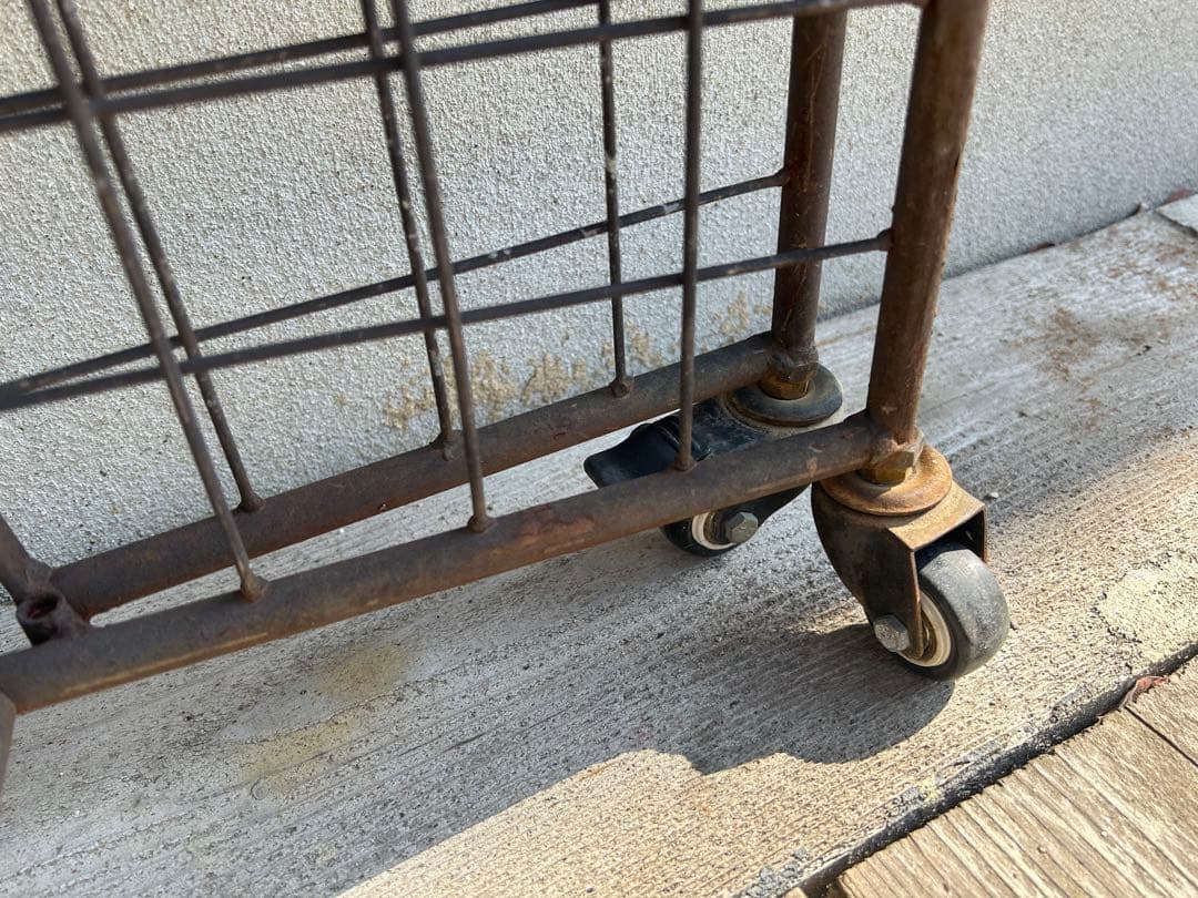 ブリキ　ガーデンラック　シェルフ