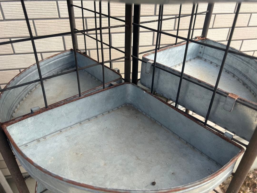 ブリキ　ガーデンラック　シェルフ