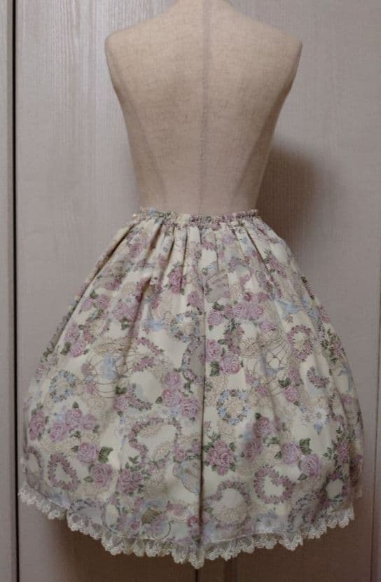 2/28削除★最終価格★再出品なし★ベイビーザスターズシャインブライト　スカート